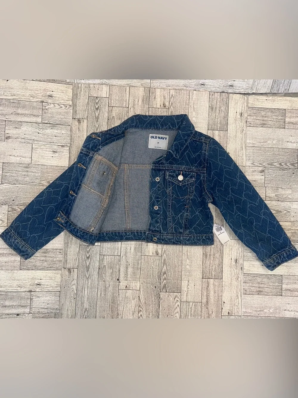 Old Navy Kids Denim Jacket with Heart print size 4T